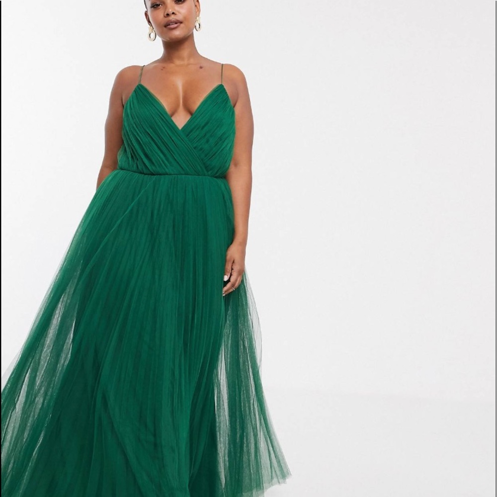 GORGEOUS DRESS